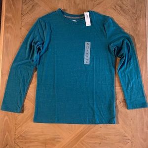 Boys Old Navy long sleeve tee